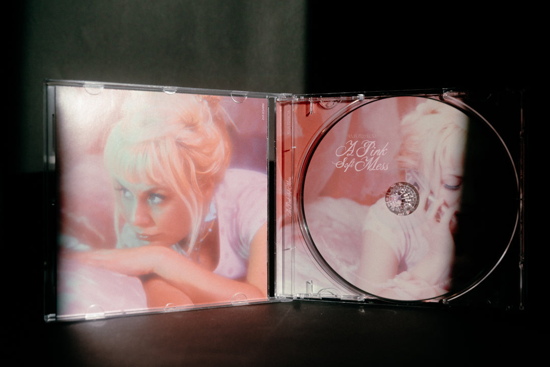 Maja Francis - A Pink Soft Mess (CD Deluxe Edt.)